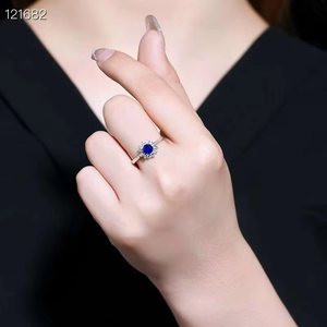 Anillo de Zafiro Natural con Diseño de Girasol, Oro de 18K, Piedra Central Redonda con Diamante Marquise, Anillo de Piedras Preciosas para Boda - Product Image 5