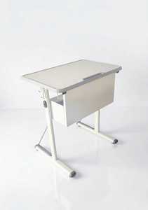 Escritorio Escolar de Diseño Moderno, Mesa para Estudiantes con Marco de Metal y MDF, Borde de Silicona de Seguridad, Muebles para Aula y Hotel - Product Image 2