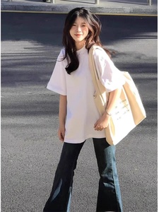 T-shirt da donna oversize in cotone 100% bianco, girocollo, tinta unita, a maniche corte, casual, estiva, nuova collezione - Product Image 4