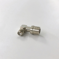 Adaptateur coaxial RF 50 Ohm DC-6GHz QMA mâle vers SMA femelle à angle droit, connecteur plug-jack JK, fabriqué par des fabricants de connecteurs coaxiaux RF