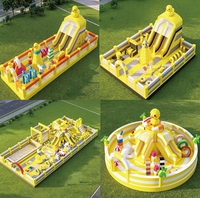 Parc de jeux gonflable commercial multi-activités en PVC avec toboggan, zone d'obstacles et aire de saut pour location événementielle, fêtes foraines et carnavals