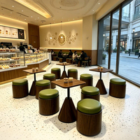 Meubles commerciaux sur mesure, banquettes de restaurant, ensembles de chaises, tables à manger en bois massif et chaises rembourrées