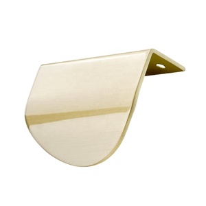 Nuevo diseño de concha taza semi círculo media luna latón satinado muebles cbainet, cajón de borde de <span class=keywords><strong>la</strong></span> puerta de manija lateral - Product Image 5