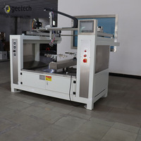 Equipo de Pulverización Automática CNC de 5 Ejes para Recubrimiento de Componentes de Trípode, Secciones de Patas de Aluminio y Fibra de Carbono