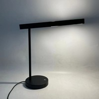 Lampe de bureau LED moderne en métal, écologique, pour hôtel, avec alimentation secteur et design protecteur des yeux