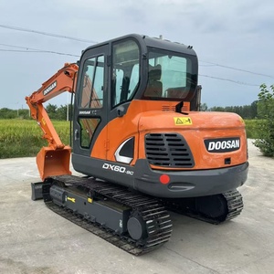 Оригинальный Корея б/у мини Doosan DX60 экскаватор б/у гусеничный Doosan DX60 высокая производительность с хорошим рабочим состоянием - Product Image 1