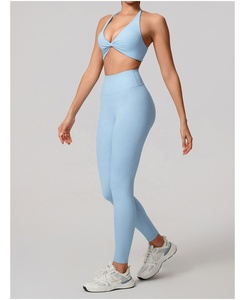 Nuovo Set Sportivo da Donna 4 Pezzi 2026 a Vita Alta con Spalline Incrociate per Yoga, Palestra e Fitness, Asciugatura Rapida per Attività all'Aperto - Product Image 3