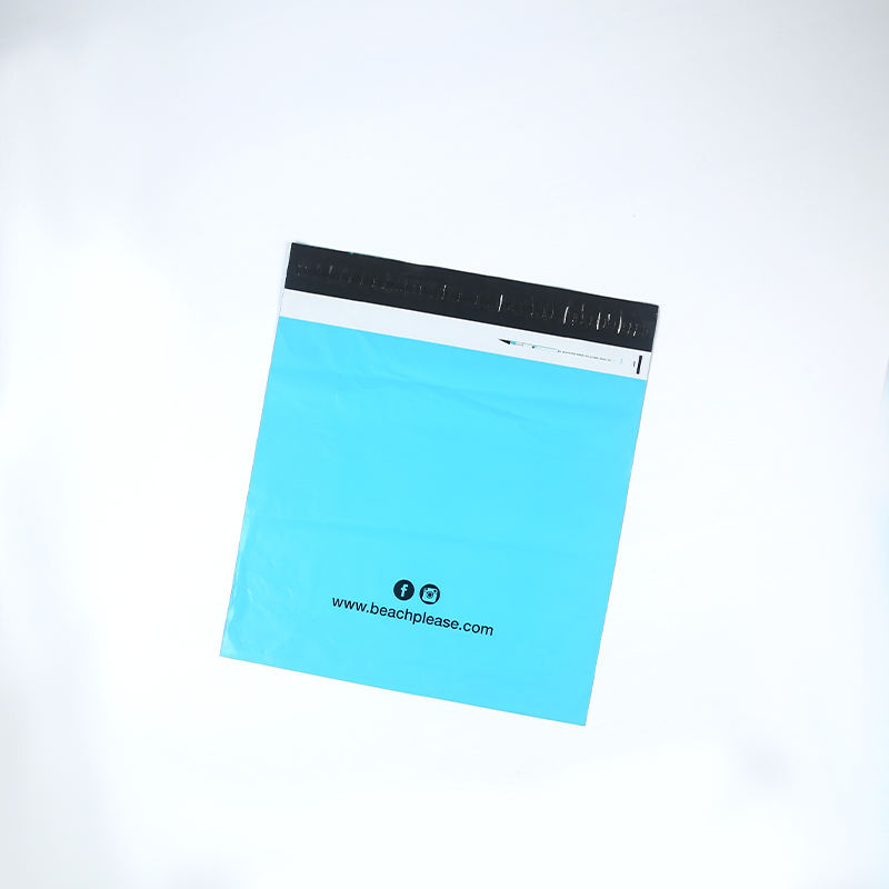 สีน้ำเงิน