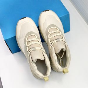 Chaussures de sport montantes pour hommes, nouveau design, beige, respirantes, à lacets, pour la course printanière - Product Image 2