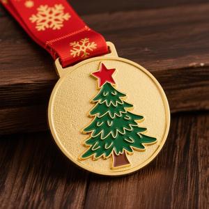 Medaglia Personalizzata Natalizia 2025 in Lega di Zinco Placcata Oro con Stampa UV e Smalto Morbido, <span class=keywords><strong>Souvenir</strong></span> Festivo a Tema Albero - Product Image 5