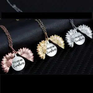 Edelstahl Custom Letter Design Sie sind mein Sonnenschein zu öffnende Medaillon Sonnenblume Anhänger Halskette für Mama Frau Jungen