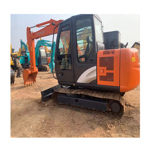 La petite pelleteuse d'occasion Hitachi 60 est flexible et facile à utiliser, à bas prix. Il est 80% neuf et produit à l'origine - Product Image 1