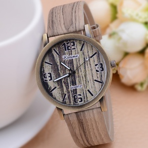 Montre à bracelet en cuir sertie de diamants en or rose pour les élèves du collège, montre à quartz en alliage pour femmes, vente en gros - Product Image 5