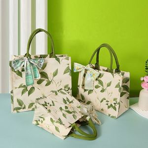 Sac fourre-tout en coton avec impression intégrale du logo personnalisé, sac fourre-tout en toile beige laminé par sublimation, grande capacité, fournisseur - Product Image 2