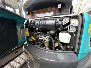 Mini-excavatrice Kobelco SK35SR de 3,77 tonnes, hydraulique, sur chenilles, avec godet de 0,11 m³ de capacité, équipement de construction - Product Image 4