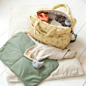 Bolsa de Pañales de Nailon Impermeable para Bebé, con Cambiador y Cierre de Cremallera, Gran Capacidad, Estilo Personalizado - Product Image 1