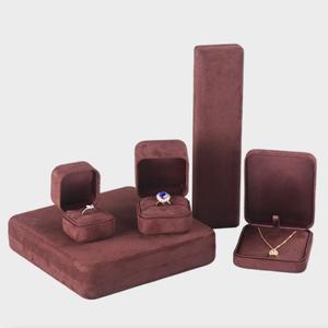 Boîte de rangement pour bijoux en velours de peau de cerf, boîte à bijoux de luxe simple, boîtes à bijoux couleur café, vente en gros - Product Image 4
