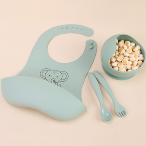 Babero de entrenamiento de bolsillo absorbente 3D, conjunto de babero de bebé con estampado de leopardo y animales de Navidad, de silicona con atrapador, venta al por mayor - Product Image 4
