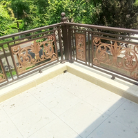 Balustrade moderne en aluminium pour intérieur/extérieur avec main courante à vis en métal utilisation sur le chantier de construction pour balcon rampe d'escalier