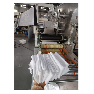 Machine de découpe pliante de serviettes oshibori en microfibre jetables sèches blanches <span class=keywords><strong>pré</strong></span>-roulées pour usine de lingettes humides - Product Image 1