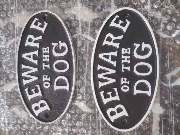 Cartello Metallico Divertente Per Parete ‘Never Mind The Dog Beware Of Owner’ – Decorazione Vintage Per Casa, Bar E Cucina