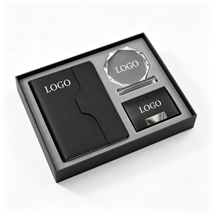 Ensemble cadeau 3 en 1 personnalisé avec logo, trophée en cristal, carnet en cuir A5 et porte-cartes pour célébration d'entreprise - Product Image 5