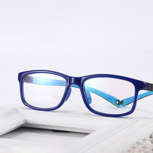 Lunettes rectangulaires pour enfants Danyang, monture intégrale en résine, avec branches antidérapantes en silicone souple, référence 9019 - Product Image 1