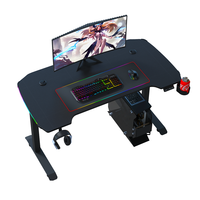 Bureau debout électrique réglable en hauteur BEISIJIE 65 pouces, bureau d'ordinateur de jeu grand format avec moteur unique et éclairage LED RGB