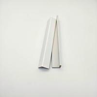 Échantillons gratuits de profilés d'angle en bois de pin, gesso blanc apprêté, joint à rainure et languette, 90 degrés, bordure en L, profil en bande, angle carré