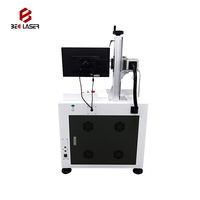 Machine de marquage laser à fibre de type armoire 20W 30W 50W 60W pour le marquage et la gravure de l'or, de l'argent, du cuivre, de l'aluminium et de l'acier inoxydable