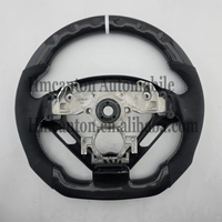 Volant de direction en cuir perforé en fibre de carbone pratique et en vente chaude, compatible avec les voitures Infiniti G27 G37