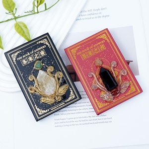 Campione Gratuito: <span class=keywords><strong>Libro</strong></span> <span class=keywords><strong>delle</strong></span> <span class=keywords><strong>Risposte</strong></span> Personalizzato con Stampa e Logo, in Carta Resistente di Alta Qualità, con Stampa a Caldo e Goffratura - Product Image 5