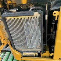Mini-excavatrice sur chenilles d'occasion de haute qualité, fabriquée au Japon, Cat 302 303 304, pour usage agricole, mini-excavatrice compacte avec pince