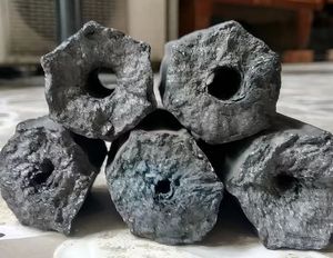 Bán buôn bền vững than hoạt tính dài đốt tre bánh mùn cưa gỗ cứng thịt nướng than 95% tro 8000j - Product Image 2