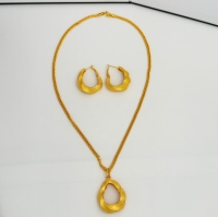 Parure de bijoux tendance plaqué or 24 carats, collier et boucles d'oreilles en alliage torsadé, pendentif créole, idéal pour mariages et fêtes à Dubaï, cadeau pour femme