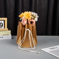 Tas Bunga Heksagonal Buatan Tangan Desain Asli Langsung dari Pabrik, Buket Mawar, Tas Serut Kardus Putih Tahan Air Model