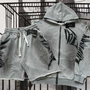 Luxe MIXED EMOTION Sudadera con Capucha de Forro Polar Transpirable con Estampado Desgastado para Verano, Diseño 2 en 1, Conjunto Casual de Pantalones Cortos para Hombre y Mujer - Product Image 2