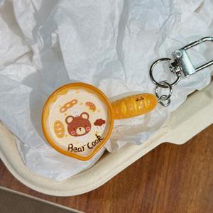 Pendentif de luxe en plastique en forme de poêle à frire pour la création de bijoux DIY, porte-clés créatif en forme d'animal ou de pain, accessoire esthétique pour sac, vente en gros - Product Image 6