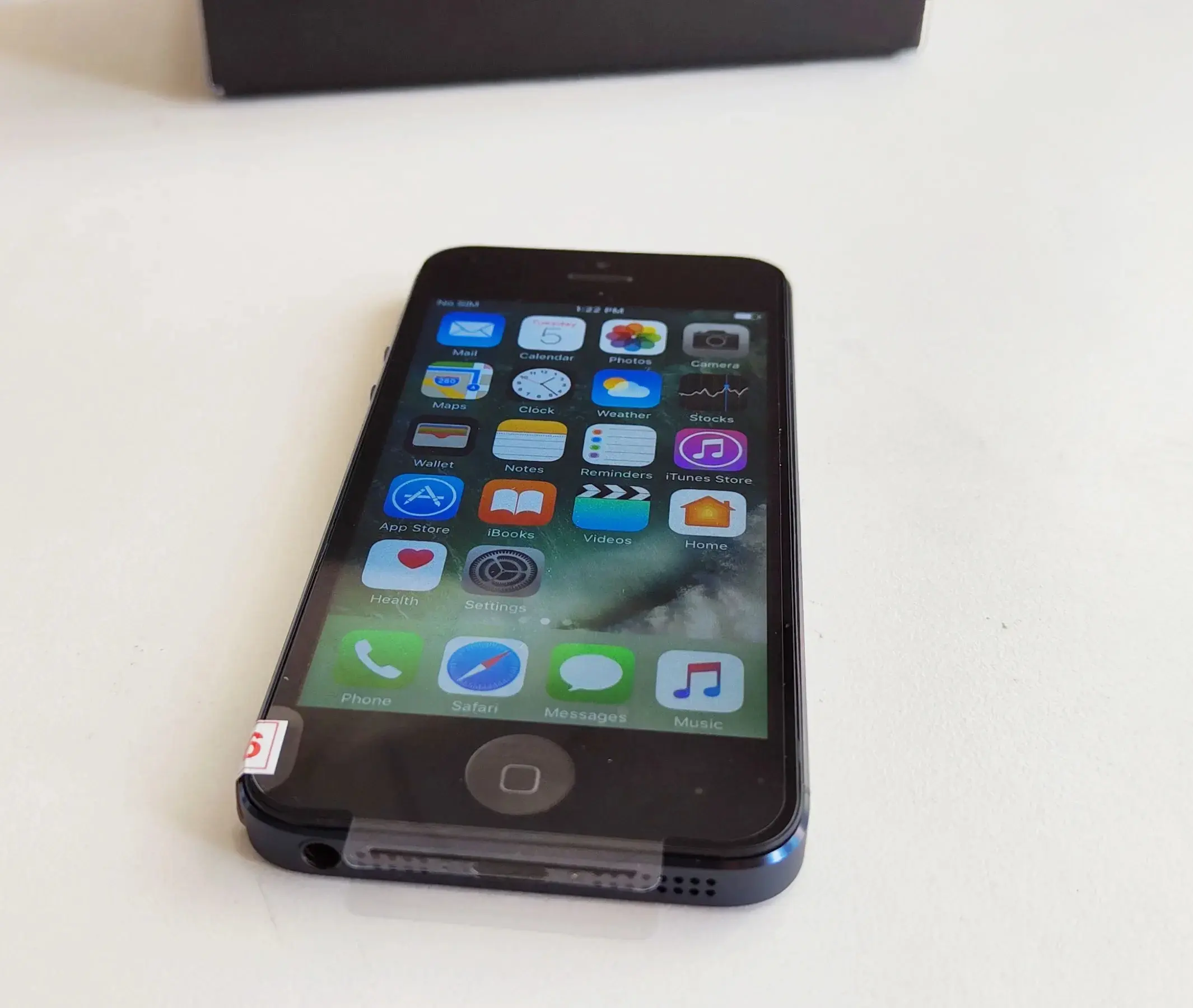 Оригинальный разблокированный сотовый телефон Apple iPhone 5, iOS 16/32/64 ГБ, серебристо-черный для опции 4,0 "IPS-экран 8МП, Подержанный телефон