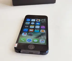 Kullanılan orijinal Apple iPhone 5 Unlocked cep telefonu iOS 16/32/64GB gümüş siyah seçeneği için 4.0 "IPS ekran 8MP kamera kullanılan telefon