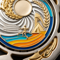 Médaille de récompense personnalisée en alliage de zinc moulé sous pression, durable, pour course à pied en trail, sports d'aventure en plein air, gravure sur le dos, plaqué argent, festonné