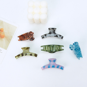 Pinzas para el pelo con estampado de leopardo para mujer, pinzas geométricas de plástico para el cabello, accesorios de moda para el cabello para fiesta, uso diario - Product Image 4