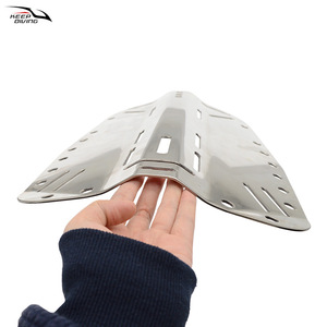 Plaque dorsale en acier inoxydable poli miroir Keep Diving pour plongée technique à une ou deux cartouches – Équipement de plongée sous-marine - Product Image 2