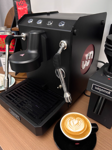 Cafetera Espresso Automática V-Coffee K5New Black Warrior con Triple Calentamiento Eléctrico para Uso en Hoteles - Product Image 6