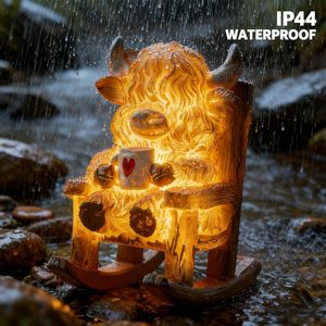 Estatua de Vaca Highland en Silla Mecedora, Luz Solar de Resina para Jardín, 8.38x11.43x14.99 cm, Decoración para Exteriores - Product Image 2