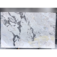 Marbre blanc naturel Fendi, couleur artistique, très demandé pour la décoration intérieure, idéal pour les murs de fond, les comptoirs et les escaliers.