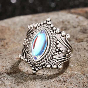 Anello Cocktail H283 con Labradorite Taglio Marquise, Anello Unisex alla Moda, Gioiello Regalo - Product Image 4