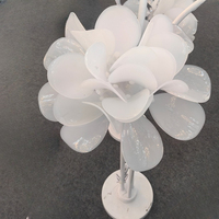 Décoration romantique de l'allée de mariage, design de pétales, éclairage LED pour chemin, éclairage de route pour une ambiance de mariage de rêve, vente directe d'usine