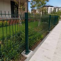 Sistema de Cercado Profesional de Malla de Alambre de Hierro Soldado Curvado en 3D, Color Verde RAL 6005, Resistente a la Corrosión, Certificado para Perímetros