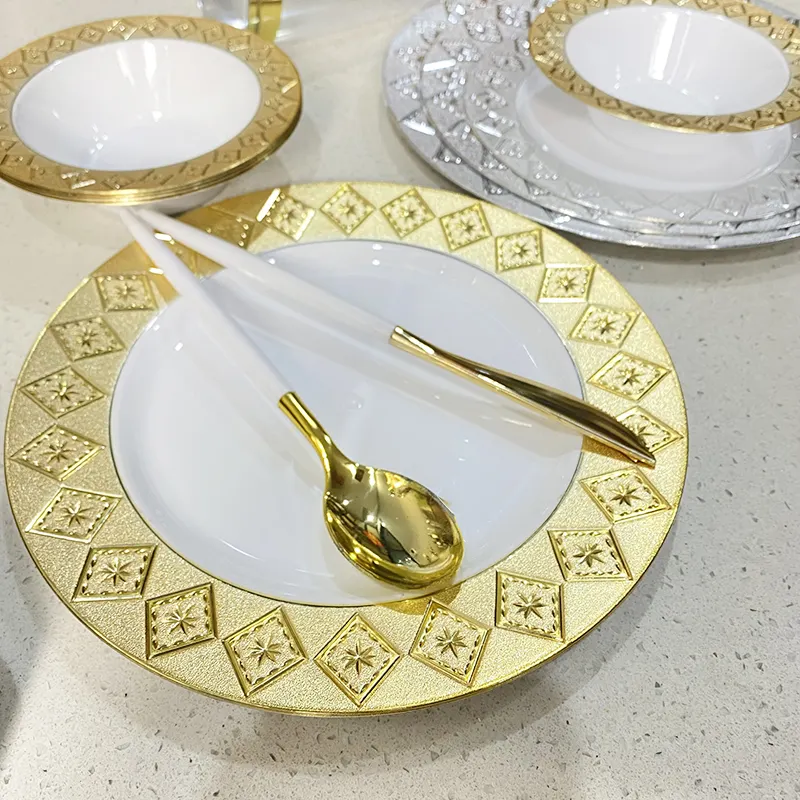 Platos desechables de 9 pulgadas para boda, platos de plástico decorados para fiesta, plato de cena con borde de oro blanco, placa en relieve personalizada